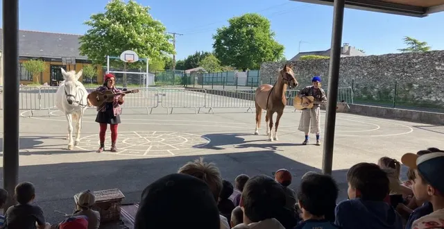 photo  une soixantaine d’enfants ont assisté à ce spectacle.  &copy;  co 