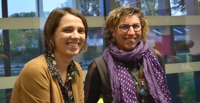photo  au premier plan, tiphaine boulay, responsable du service culturel et guide-conférencière au château de courtanvaux ainsi que maryline tortevoix, animatrice à la médiathèque.  &copy;  ouest-france 