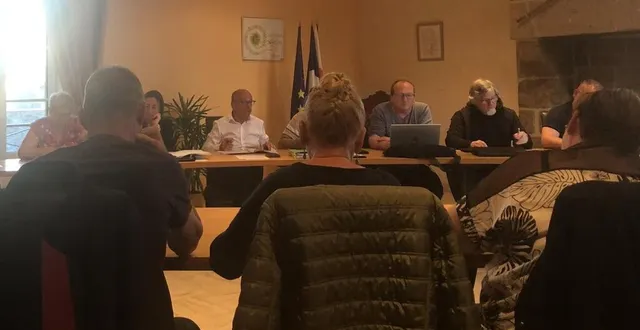 photo  le dernier conseil municipal d’athis-val-de-rouvre s’est tenu mardi 29 avril 2025.  &copy;  ouest-france 