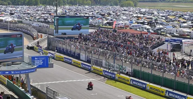 photo  le grand prix de france motos se tient sur le circuit bugatti du mans chaque année, depuis 2000.  &copy;  archives vincent michel / ouest-france 