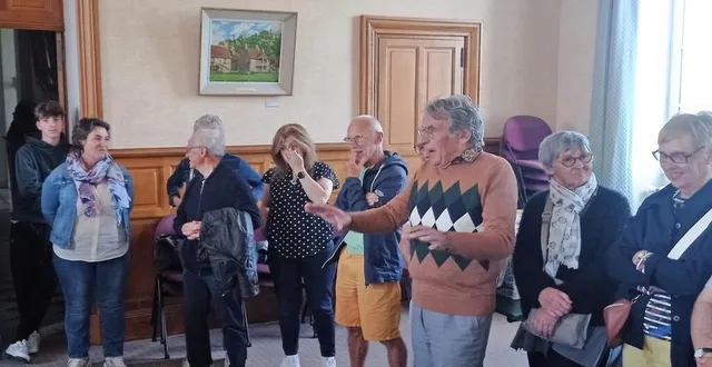 photo  bernard soul, le maire, remerciant tout le monde pour cette belle démonstration de vivre ensemble.  &copy;  ouest-france 