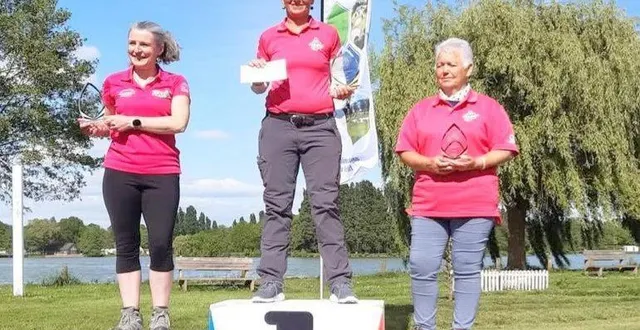 photo  de gauche à droite mylène boudin, anne-paule flambard et michelle duchemin.  &copy;  ouest-france 