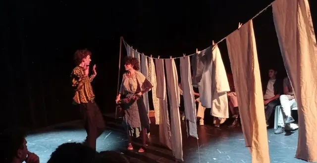 photo  une adaptation de don juan de molière présentée aux lycéens d’auguste-chevalier, vendredi, en après-midi  &copy;  ouest-france 