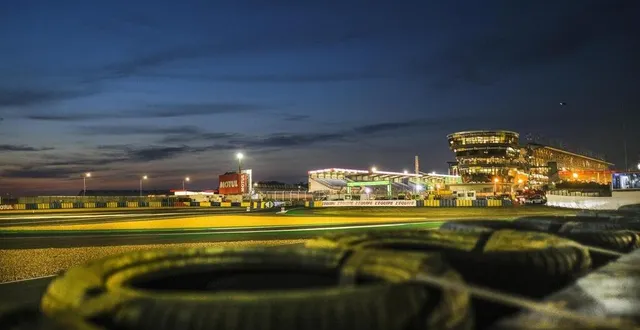 photo  le circuit des 24 heures du mans a été modifié 15 fois depuis 1923.?  &copy;  archives denis lambert 