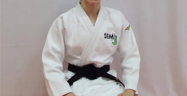 photo  camille duval, en terminale générale, est la nouvelle ceinture noiredu semj.  &copy;  le maine libre 