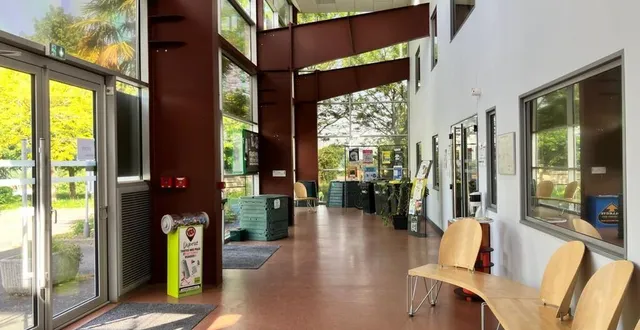 photo  le hall d’entrée tel qu’il est actuellement.  &copy;  le maine libre 