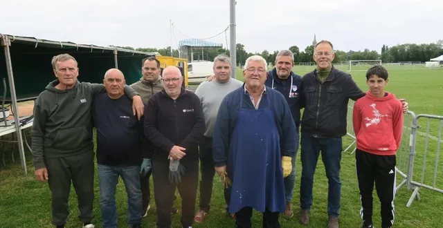 photo  le sablé fc peut toujours compter sur ses fidèles bénévoles pour l’organisation de ses tournois.  &copy;  ouest-france. 