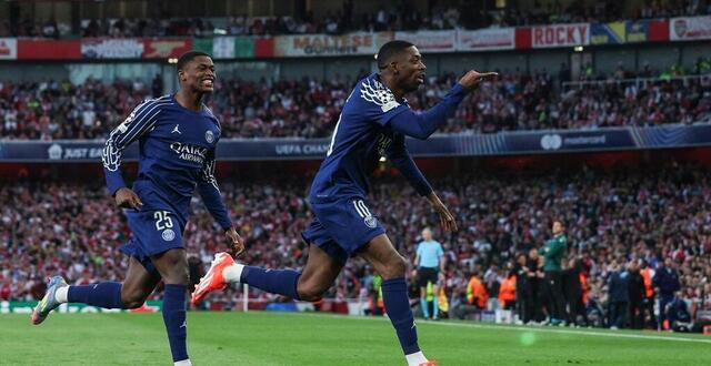 photo ousmane dembélé célébrant son but lors de la demi-finale aller de la ligue des champions face à arsenal. © afp / adrian dennis