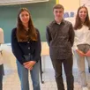 photo les cinq finalistes. À partir de la gauche : le vainqueur gabin, appoline, rémi, louise et alicia.