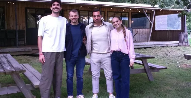 photo  de gauche à droite : clément, corentin rival (gérant), thomas pastor (responsable de la salle), et tyané.  &copy;  ouest-france 