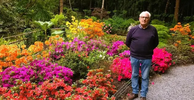 photo  tout autour des plans d’eau, le jardinier poète semble avoir repeint le décor.  &copy;  ouest-france 