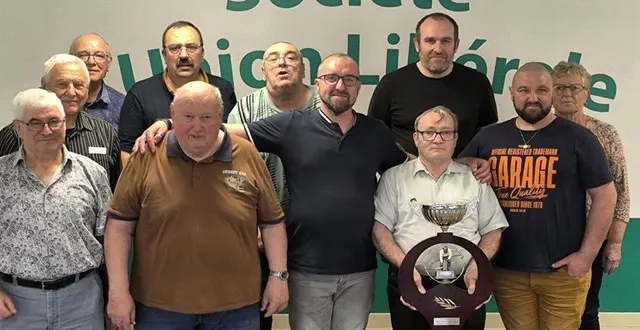 photo  samedi 3 mai, ont eu lieu les phases finales du challenge de l’union libérale de champ-sur-layon. 128 équipes étaient inscrites. c’est la paire jérôme et julien mareau de l’union agricole de thouarcé qui l’a emporté face à celle de champ-sur-layon, pierre peltier et yves pouzet, sur le score 12 à 5. le matin, les finalistes avaient éliminé les équipes gabard – davis et hayer – gefflot en demi-finales.  &copy;  co 