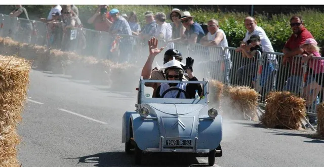 photo  les courses de caisses à savon attirent toujours un public nombreux.  &copy;  archives le maine libre 