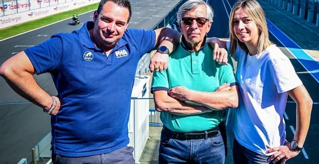 photo  à 76 ans, claude michy a embarqué ses enfants philibert et victoria dans l’aventure pha et le grand prix de france.  &copy;  le maine libre - yvon loué 