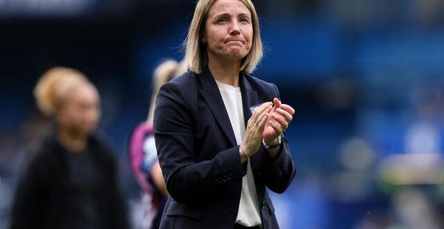 photo entraînées par la française sonia bompastor, les féminines de chelsea sont devenues samedi 10 mai 2025 la première équipe à finir une saison de women’s super league invaincue. © getty images via afp.