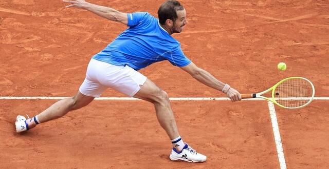 photo à deux semaines de roland-garros, richard gasquet, blessé à un mollet, renonce au challenger de bordeaux. © valery hache, afp