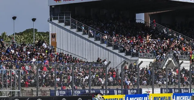 photo  le mans s’est imposé comme une étape incontournable du championnat du monde motogp.  &copy;  le maine libre - denis lambert 