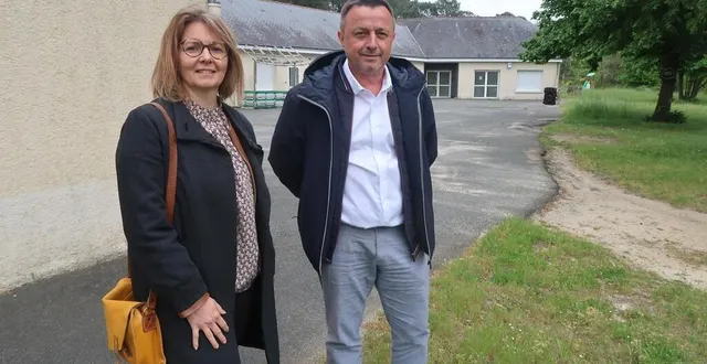 photo  les bois-d’anjou, le 7 mai 2025. sandro gendron, maire des bois-d’anjou, et sa première adjointe marie beaudusseau souhaitent que les enfants des bois-d’anjou reviennent sur le site de la lande de gruau à brion pour les vacances.  &copy;  co – agathe le nueff 
