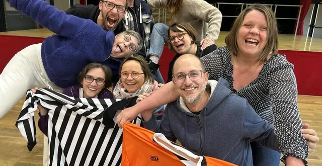 photo  lonrai en scène rassemble 52 adhérents dont une quarantaine participant aux différents cours d’improvisation.  &copy;  ouest-france 