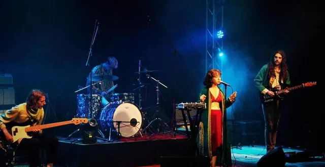 photo  les présentations des doctorants de l’université du mans sont suivies de concert. ici le groupe ineige, programmé le mercredi 21 mai 2025.  &copy;  archives ouest-france 