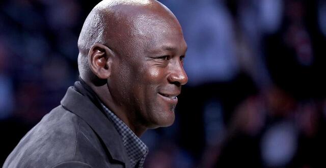 photo michael jordan commentera les matches de nba sur la chaîne de télévision américaine nbc lors de la saison 2025-2026 © afp