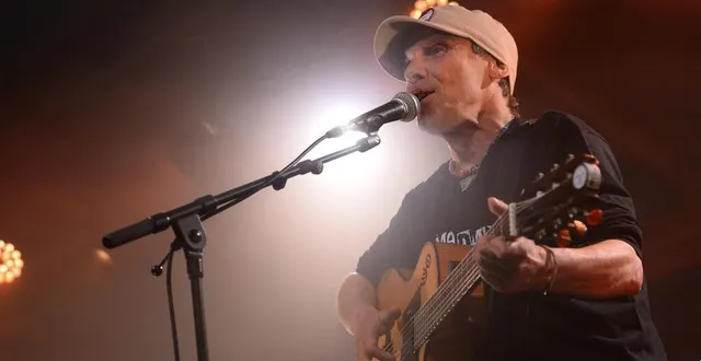 photo  chaudefonds-sur-layon, avril 2022. manu chao s’était produit sous chapiteau deux soirs de suite devant 500 personnes. le concert angevin du 30 juin se déroulera en plein air devant 2 800 personnes.  &copy;  archive co - josselin clair 