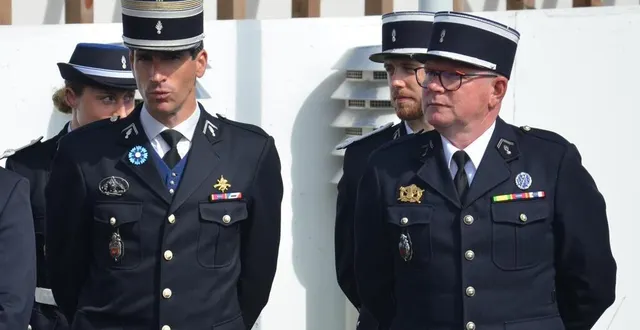 photo  beaucouzé, lundi 12 mai 2025. le lieutenant-colonel bruno besnier (à gauche) dirige la compagnie de gendarmerie d’angers.  &copy;  co - benoît pelloquin 
