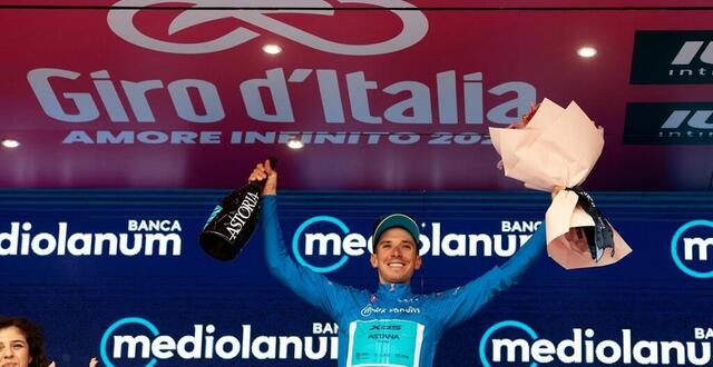 photo lorenzo fortunato conserve son maillot bleu après une quatrième étape tranquille. © afp