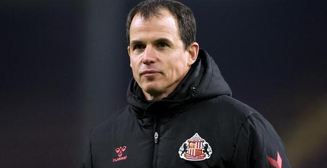 photo regis le bris et sunderland ont encore la possibilité de monter en premier league. © getty images via afp