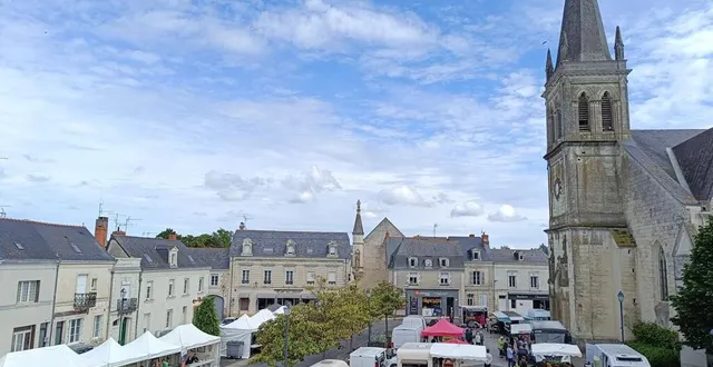 photo  mazé-milon fêtera le printemps sur la place de l’église le dimanche 18 mai.  &copy;  ville de mazé-milon 