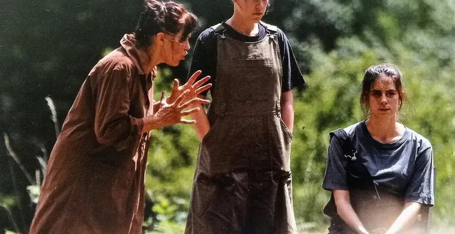 photo  « l’arbre à sang », une pièce présentée à domfront le mardi 20 mai : un thriller théâtral exaltant.  &copy;  dr 