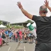 photo comme en 2024, le coach sportif sabolien sébastien millière animera de nouveau l’échauffement avant chaque course pour la quatrième édition de l’apel des foulées à sablé-sur-sarthe.
