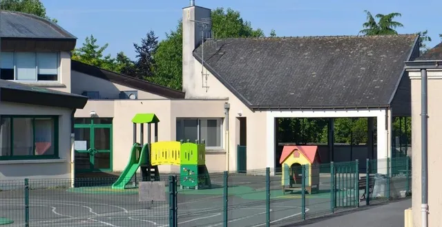 photo  c’est dans les classes de maternelle de l’école de la voutonne à précigné que les cambrioleurs ont volé du matériel le week-end dernier.  &copy;  le maine libre 