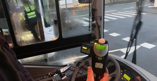 photo  le plan joana contient une mesure de mise en œuvre d’au moins un dépistage aléatoire par an et par chauffeur pour détecter la consommation de substances pouvant altérer les capacités à conduire.  &copy;  archives groupement de gendarmerie de maine-et-loire 