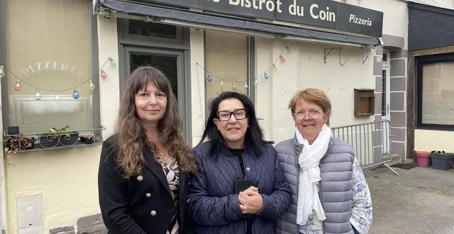 photo  dominique morel-gillot, maire de passais-village ; maya ziane zaïa, maire déléguée de l’épinay-le-comte ; marie-claude gillot, maire déléguée de saint-siméon, recherchent un repreneur pour le bar-restaurant de passais-villages.  &copy;  ouest-france 