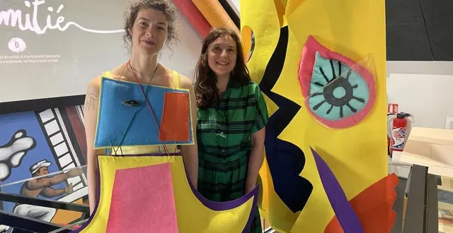 photo  mélanie giffard, danseuse, et marie-noëlle deverre, artiste plasticienne, ont travaillé ensemble pour la première fois pour créer une performance déambulatoire dansée dans le musée fernand-léger - andré-mare.  &copy;  ouest-france 