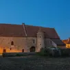 photo  le manoir de la cour à asnières-sur-vègre ouvre ses portes de 20 h à 22 h dans le cadre de la nuit européenne des musées, samedi 17 mai 2025. 
