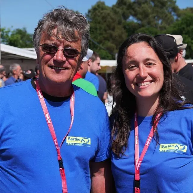 photo guy et aude sont commissaires de piste aux 24 heures de la bille.  ©  ouest-france