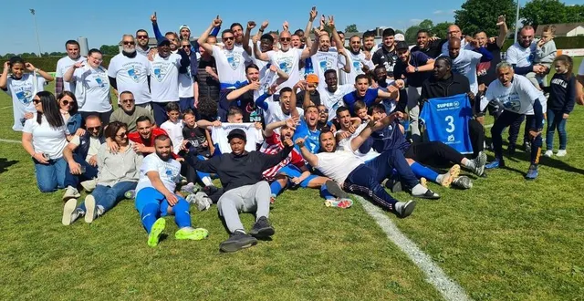 photo  la joie des hérouvillais, victorieux à saint-georges-des-groseillers et promus en régional 1.  &copy;  ouest-france 