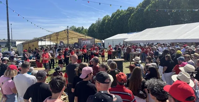 photo  500 musiciens venus des pays de la loire et de bretagne sont venus s’affronter lors du concours régional à chantenay-villedieu.  &copy;  ouest-france 