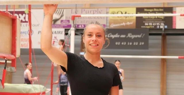 photo  vickie pavy, le 14 mai 2025, dans la salle ouranos de parigné-l’évêque.  &copy;  photo : le maine libre 