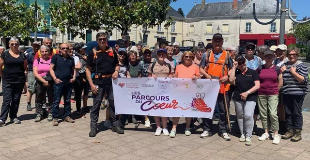 photo  ils étaient autour de cinquante à participer au parcours du cœur.  &copy;  le maine libre 