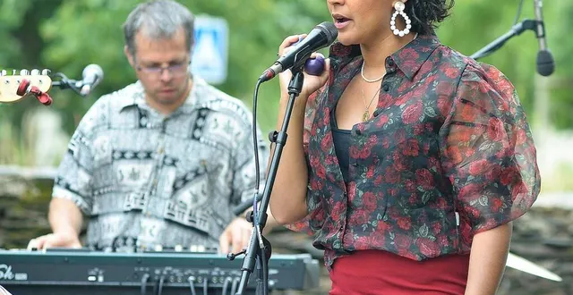 photo  le groupe cosmik bal sera présent à la guinguette la parenthèse samedi 21 juin.  &copy;  dr 