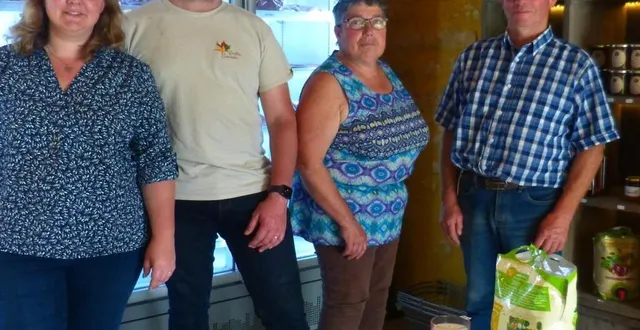 photo  deux ans déjà que la boucherie-épicerie mélimousine a ouvert ses portes  &copy;  archivesle maine libre 