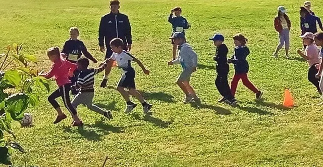 photo  l’atelier football, l’un des huit ateliers proposés.  &copy;  co 