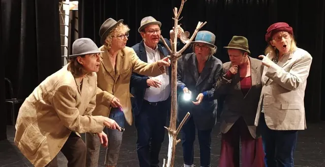 photo  les membres du théâtre de l’antonnière jouent trois jours durant au val de vray.  &copy;  ouest-france 