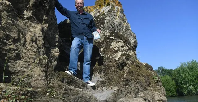 photo  angers, chemin de la baumette, le 16 mai 2025. l’escalier du bonhomme pannetier est l’un des lieux dont pierre-louis augereau raconte l’histoire dans son ouvrage : « anjou insolite et secret ». un livre qui donne envie de découvrir le département en sortant des sentiers battus.  &copy;  co – michel durigneux 