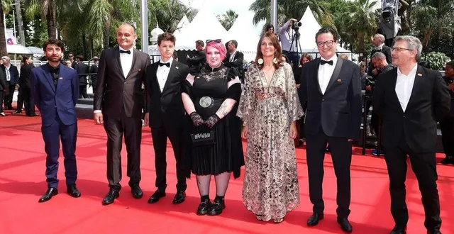 photo  les membres du jury de l’association française des cinémas d’art et d’essai au festival de cannes 2025. malo guislain, responsable d’exploitation du cinéma les cinéastes, au mans, est troisième en partant de la gauche.  &copy;  pascal le segratain 