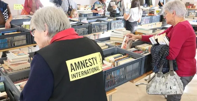 photo  la bourse aux livres du groupe local d’amnesty international se tiendra cette fois à l’ancienne école de gastines.  &copy;  archives ouest-france 