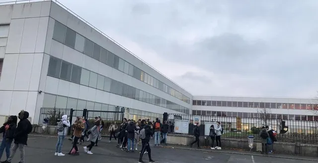 photo  ce lundi 26 mai 2025, les membres d’une commission spéciale par le rectorat de nantes sont chargés d’entendre des membres de la communauté éducative du lycée touchard-washington, au mans (sarthe).  &copy;  archives ouest-france 